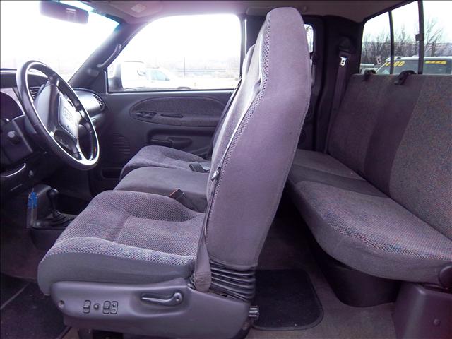 Dodge Ram Pickup 2002 photo 5