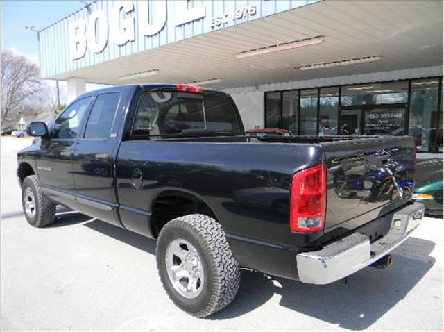 Dodge Ram Pickup 2002 photo 2