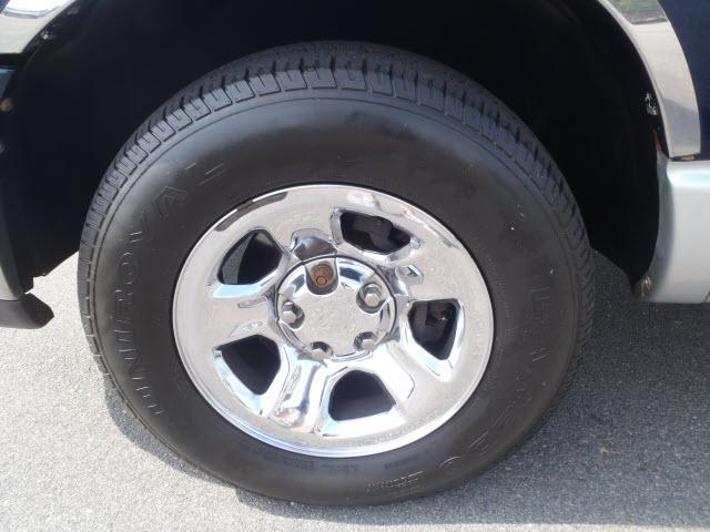 Dodge Ram Pickup 2002 photo 2