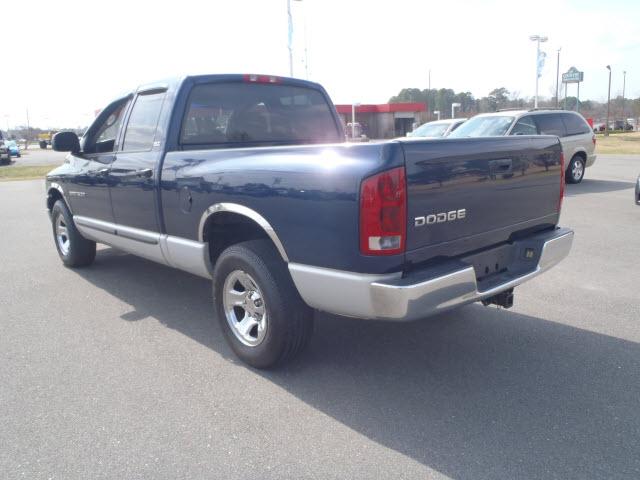 Dodge Ram Pickup 2002 photo 3