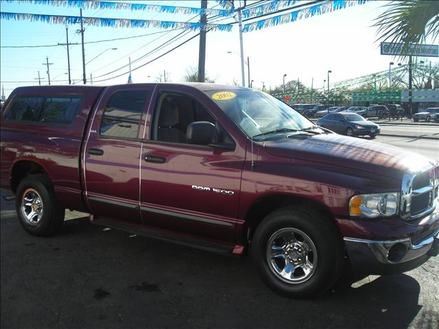Dodge Ram Pickup 2002 photo 2