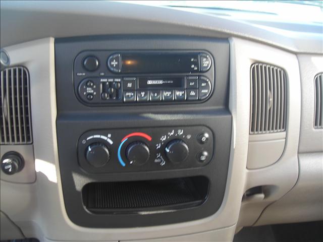 Dodge Ram Pickup 2002 photo 5
