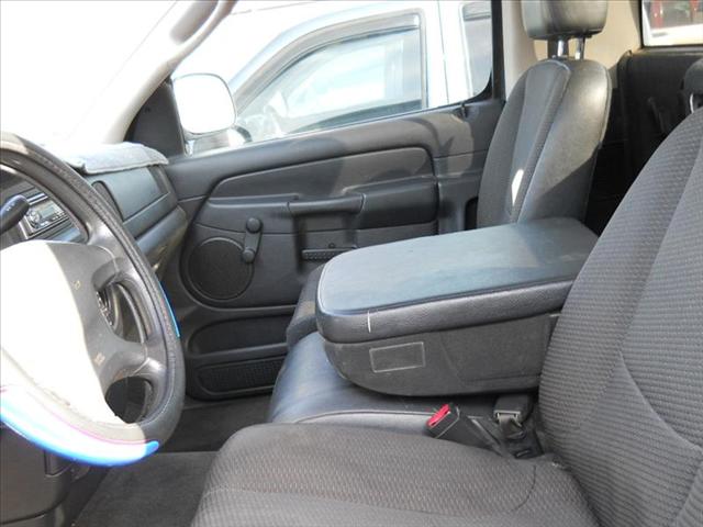 Dodge Ram Pickup 2002 photo 3