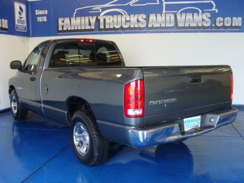 Dodge Ram Pickup 2002 photo 2