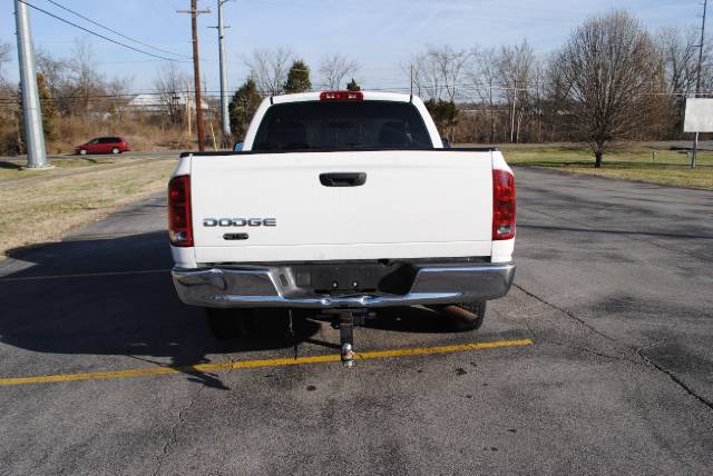 Dodge Ram Pickup 2002 photo 3
