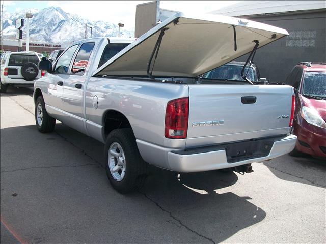 Dodge Ram Pickup 2002 photo 3