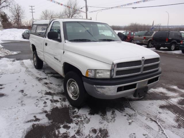 Dodge Ram Pickup 2002 photo 3