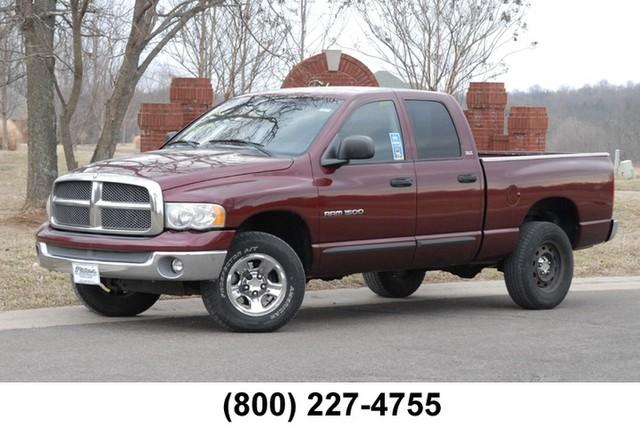 Dodge Ram Pickup 2002 photo 2