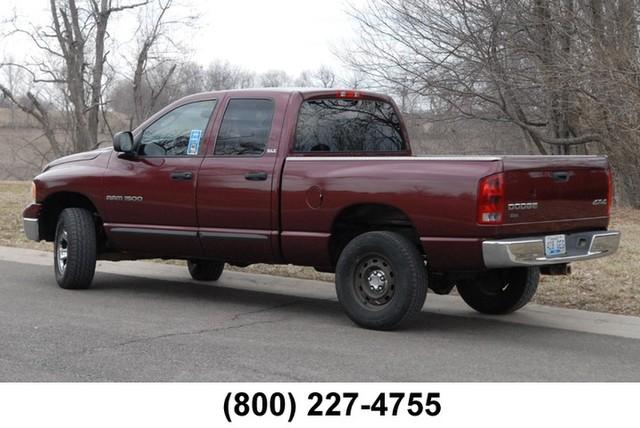 Dodge Ram Pickup 2002 photo 3