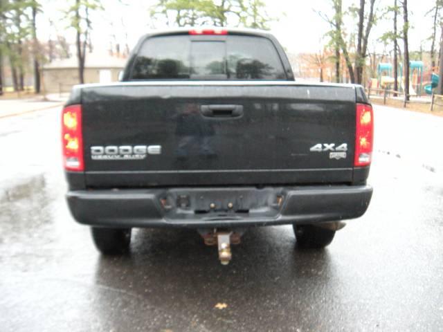 Dodge Ram Pickup 2003 photo 4