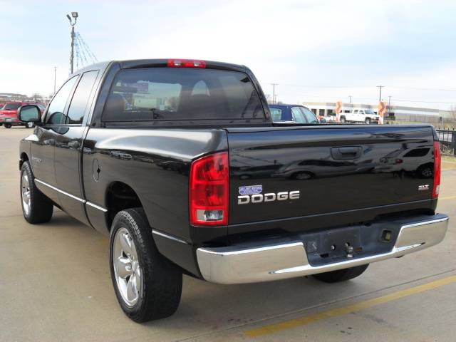 Dodge Ram Pickup 2003 photo 3