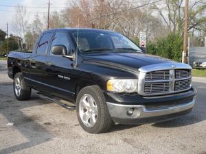 Dodge Ram Pickup 2003 photo 2