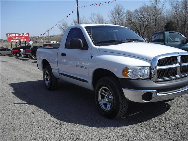Dodge Ram Pickup 2003 photo 3