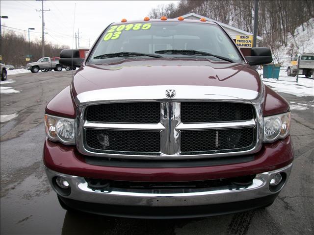 Dodge Ram Pickup 2003 photo 1