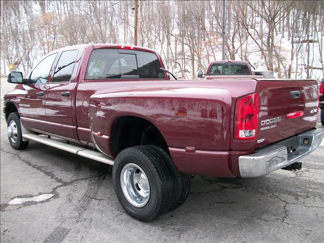 Dodge Ram Pickup 2003 photo 4