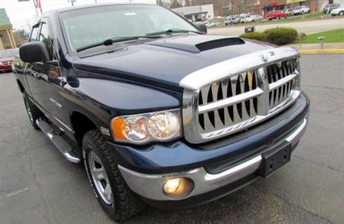 Dodge Ram Pickup 2003 photo 1