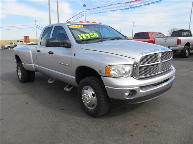 Dodge Ram Pickup 2003 photo 2