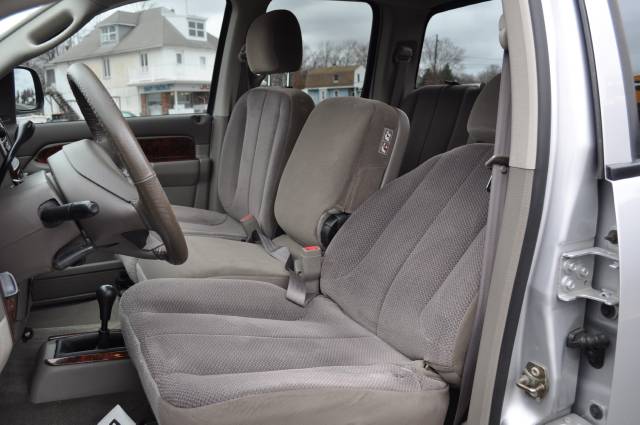 Dodge Ram Pickup 2003 photo 5