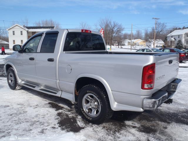 Dodge Ram Pickup 2003 photo 5