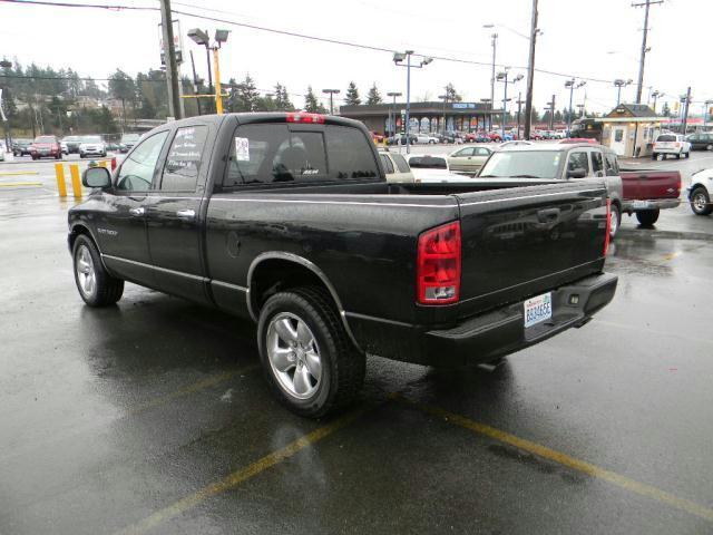 Dodge Ram Pickup 2003 photo 2