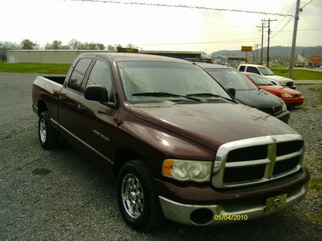 Dodge Ram Pickup 2003 photo 1