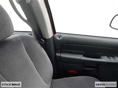 Dodge Ram Pickup 2003 photo 1