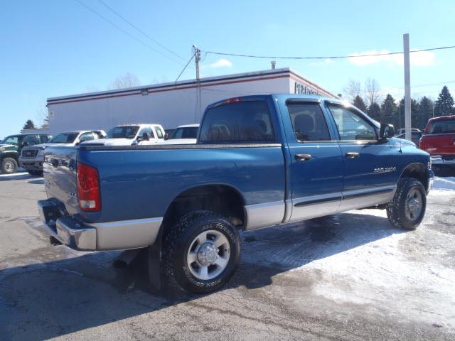 Dodge Ram Pickup 2003 photo 3