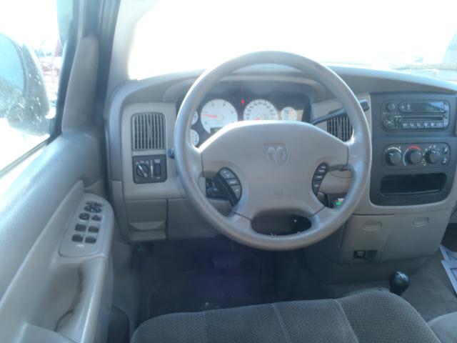 Dodge Ram Pickup 2003 photo 5