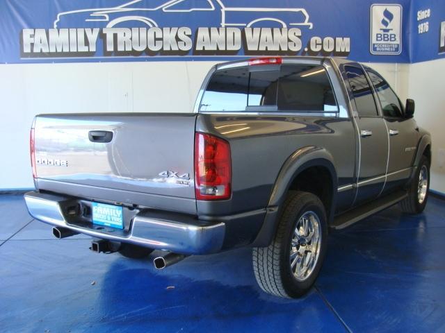 Dodge Ram Pickup 2003 photo 1