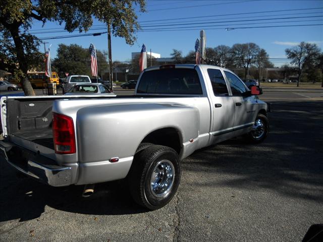 Dodge Ram Pickup 2003 photo 2