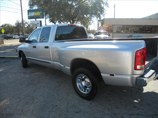 Dodge Ram Pickup 2003 photo 4