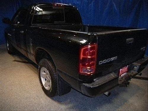 Dodge Ram Pickup 2003 photo 2