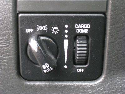 Dodge Ram Pickup 2003 photo 2