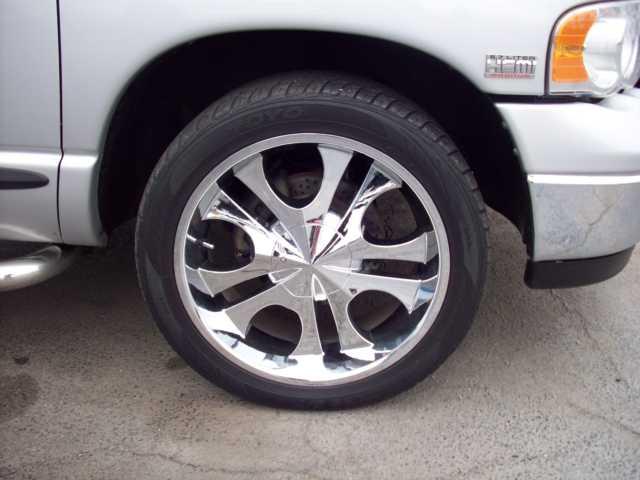 Dodge Ram Pickup 2003 photo 1