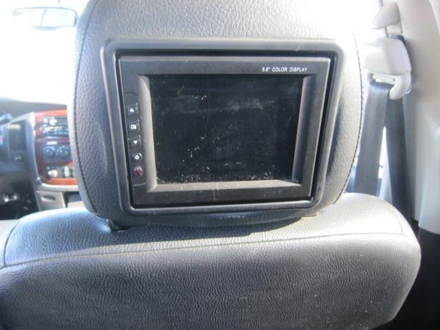 Dodge Ram Pickup 2003 photo 2