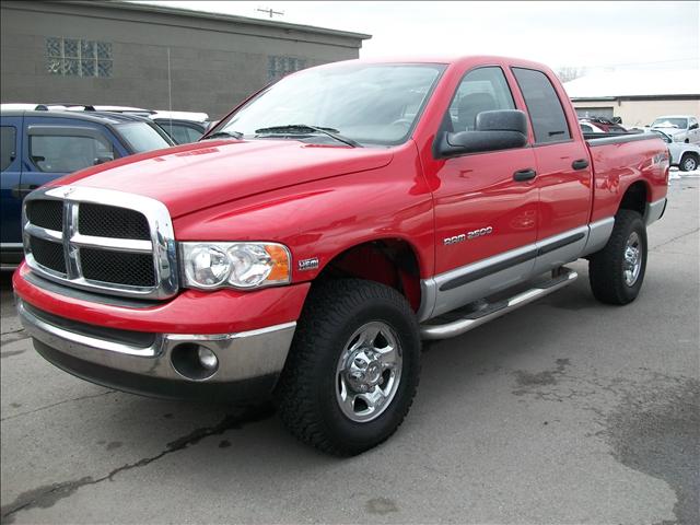 Dodge Ram Pickup 2003 photo 3