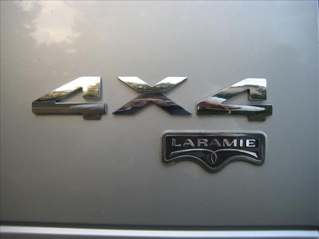Dodge Ram Pickup 2003 photo 3
