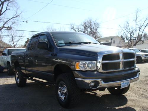 Dodge Ram Pickup 2003 photo 2