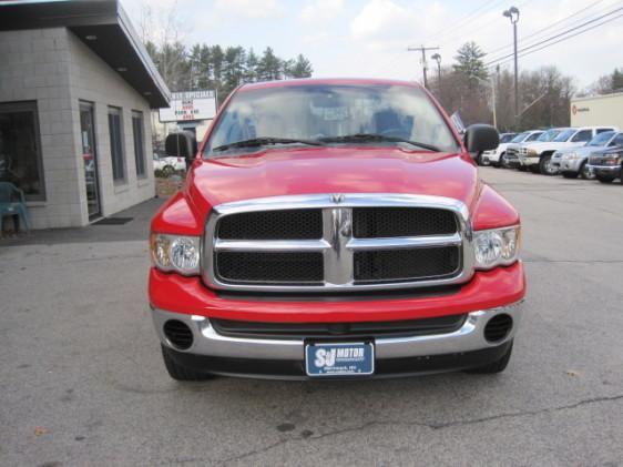 Dodge Ram Pickup 2003 photo 2
