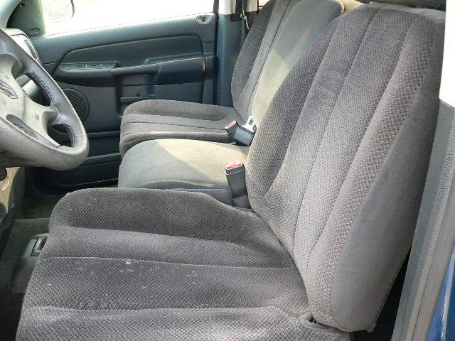 Dodge Ram Pickup 2003 photo 5