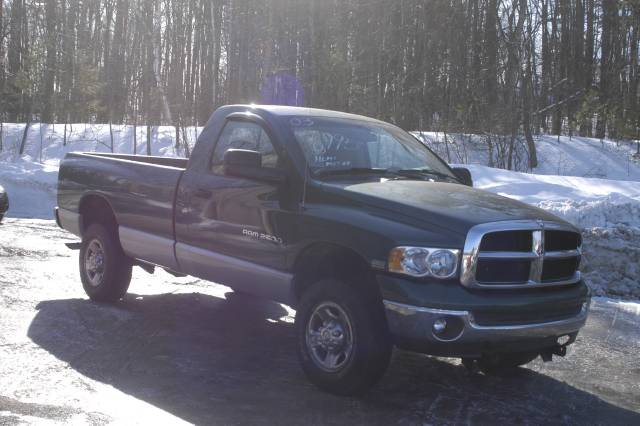 Dodge Ram Pickup 2003 photo 1
