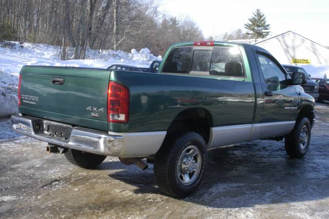 Dodge Ram Pickup 2003 photo 2