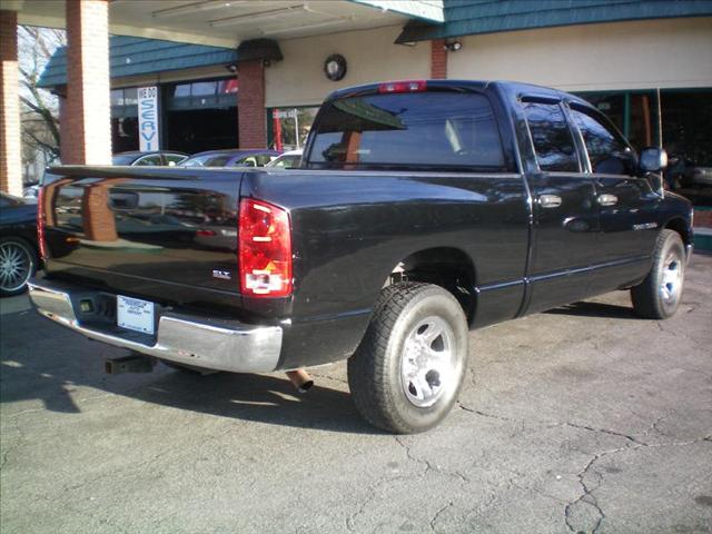Dodge Ram Pickup 2003 photo 3