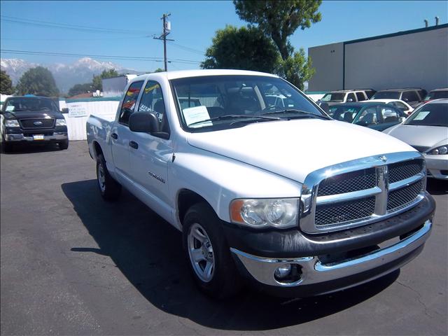 Dodge Ram Pickup 2003 photo 2