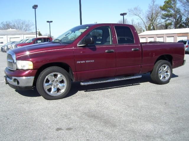 Dodge Ram Pickup 2003 photo 1