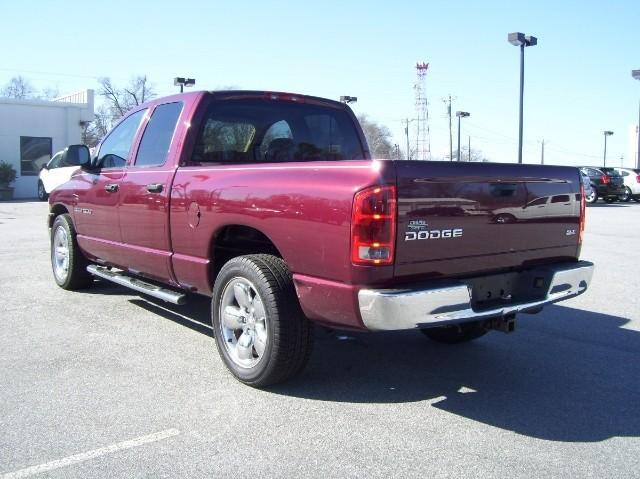 Dodge Ram Pickup 2003 photo 3