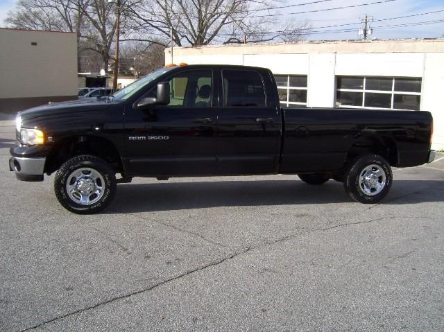 Dodge Ram Pickup 2003 photo 1