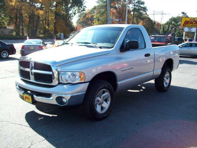 Dodge Ram Pickup 2003 photo 3