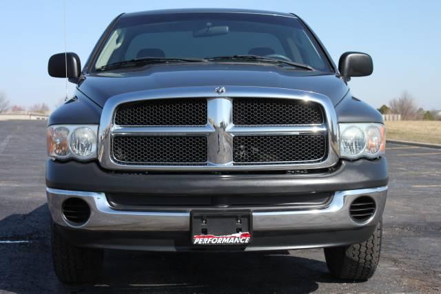 Dodge Ram Pickup 2003 photo 1