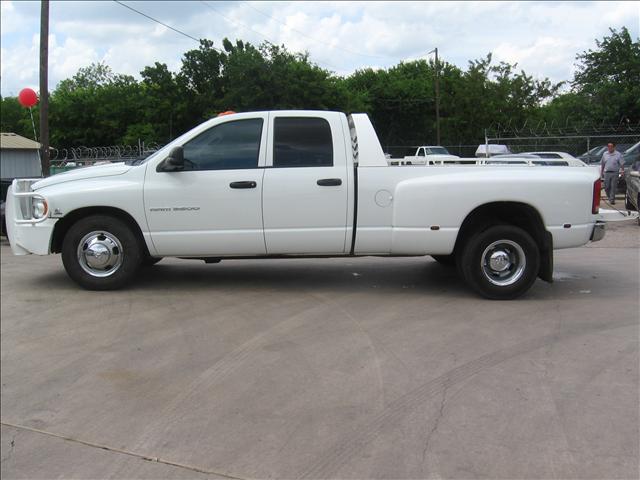 Dodge Ram Pickup 2003 photo 1